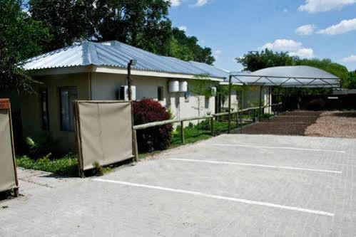 Rivernest Boutique Cottages Maun Zewnętrze zdjęcie